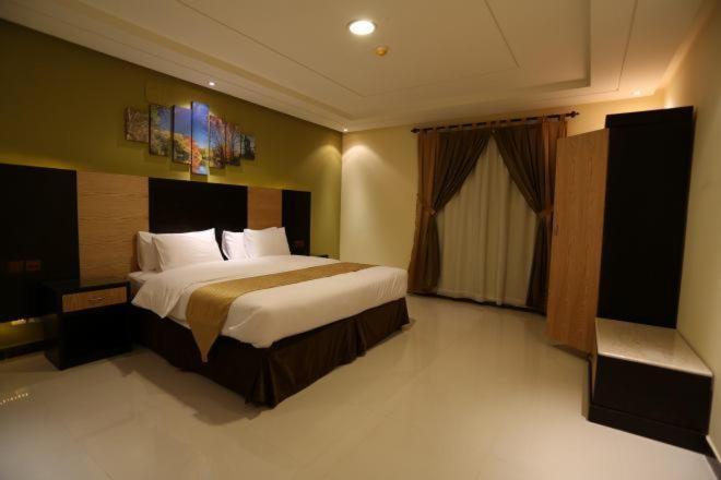 Tulip Al Rawdah Aparthotel Riyadh Room photo